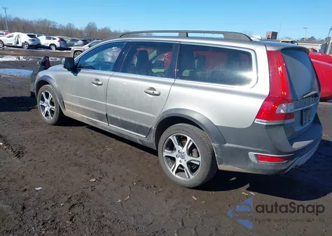2015 Volvo Xc70 T6 z USA, uszkodzony, nr VIN YV4902NKXF1225524